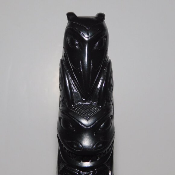 BOMA Raven Queen Bear Beaver 6.5" Black Resin Totem Pole Native Haida Artwork - Picture 2 of 12